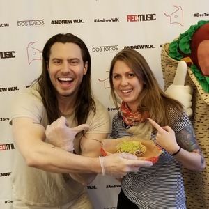 Meet your Posher, Elise